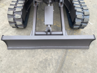 Мини-экскаватор QUADTRAC E28 PRO (2.8т, кабина, квикаплер, бур, 3 ковша) HV Market