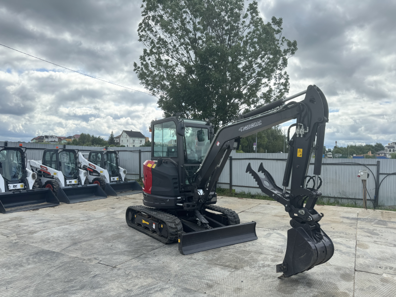 Мини-экскаватор QUADTRAC E40 PRO (4т, кабина, A/C, квикаплер, бур, 3 ковша) HV Market