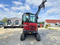 Мини-экскаватор QUADTRAC E40 PRO (4т, кабина, A/C, квикаплер, бур, 3 ковша. Гидравлический прижим) HV Market