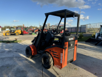 Мини-погрузчик CASTLOADERS 825D ИТАЛИЯ (Кабина STANDARD) HV Market