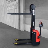 Самоходный штабелер OXLIFT AX12D 1600 мм 1200 кг HV Market