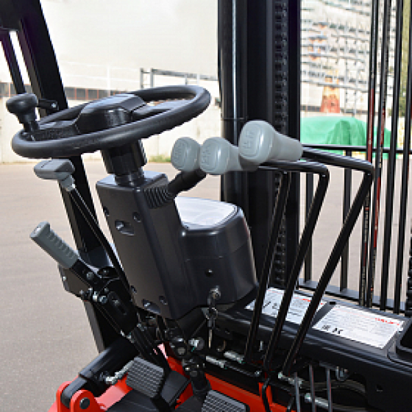Дизельный погрузчик CPCD30T3 OXLIFT 3000 мм 3000 кг HV Market