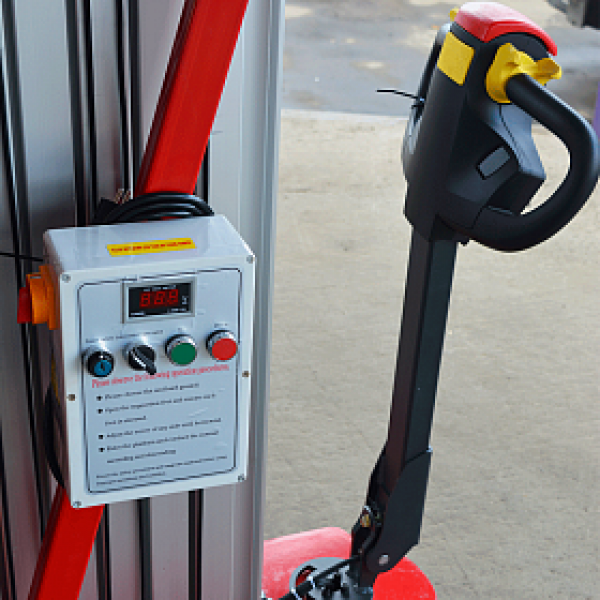 Самоходный одномачтовый подъемник ZXE-1-090 OXLIFT 9000 мм 125 кг HV Market