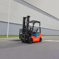 Электропогрузчик вилочный RX 2030L OXLIFT 2000 кг 3000 мм Li-Ion, Side-Shift HV Market